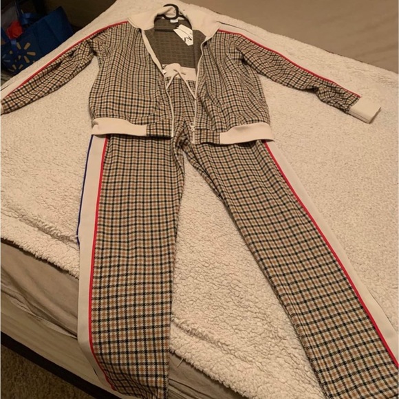 Sport suit - Picture 3 of 4